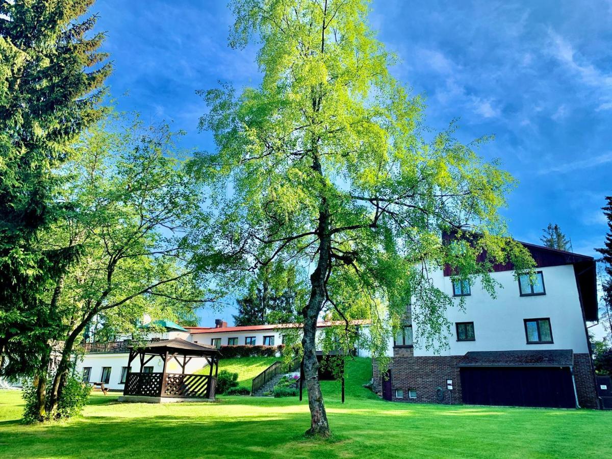 Hotel A Penzion Pegas Vlachovice Kültér fotó