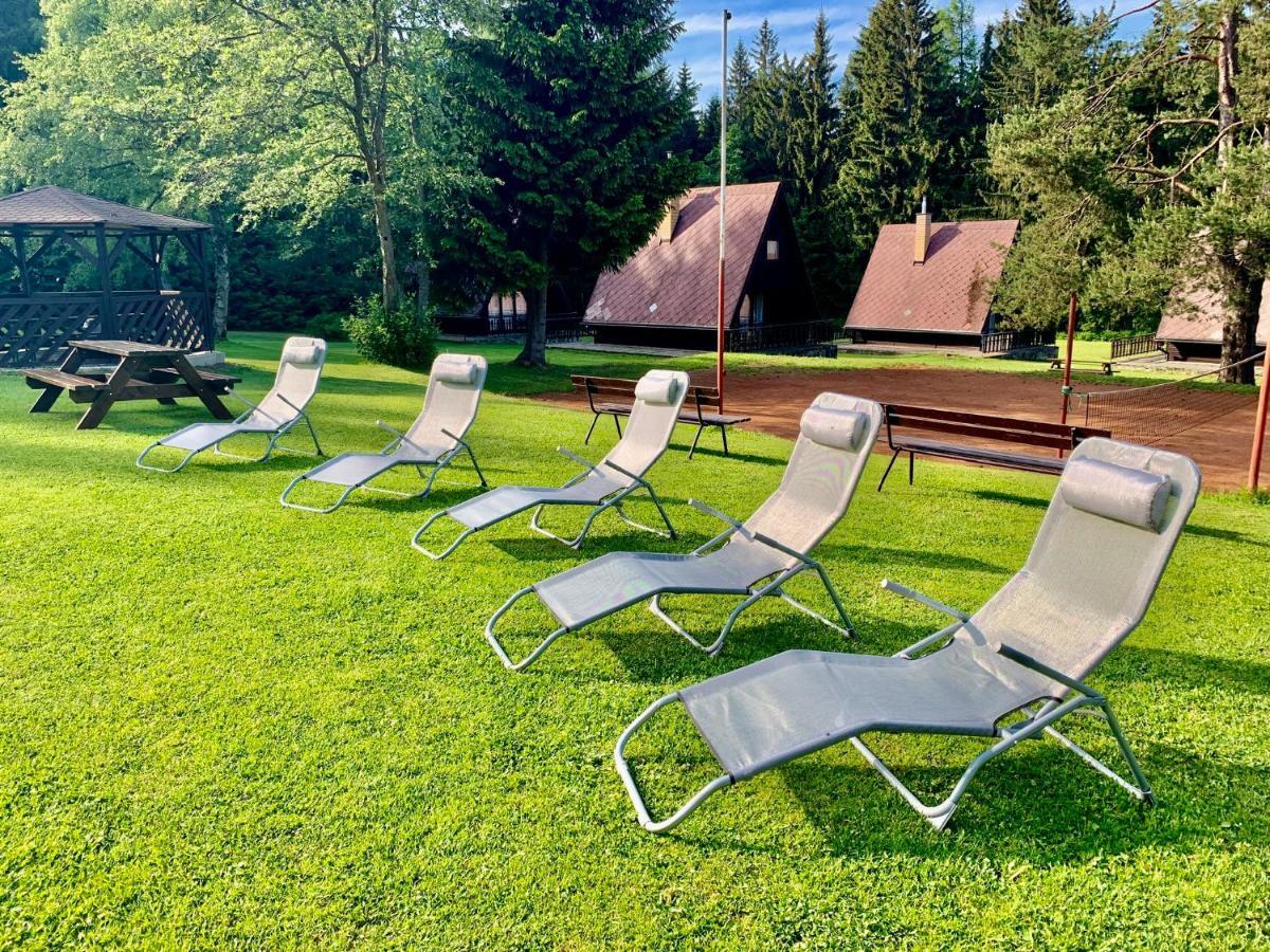 Hotel A Penzion Pegas Vlachovice Kültér fotó