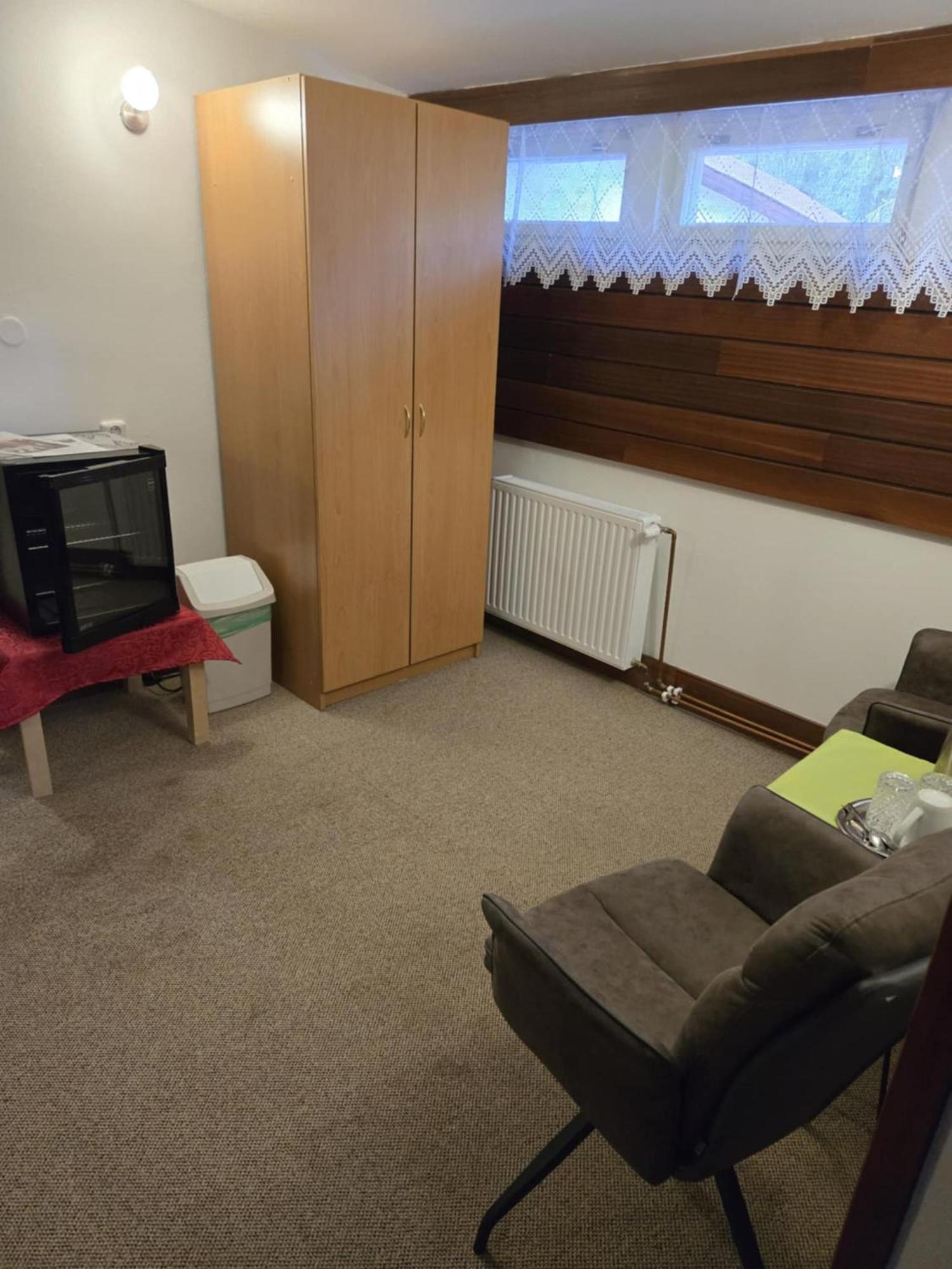 Hotel A Penzion Pegas Vlachovice Kültér fotó